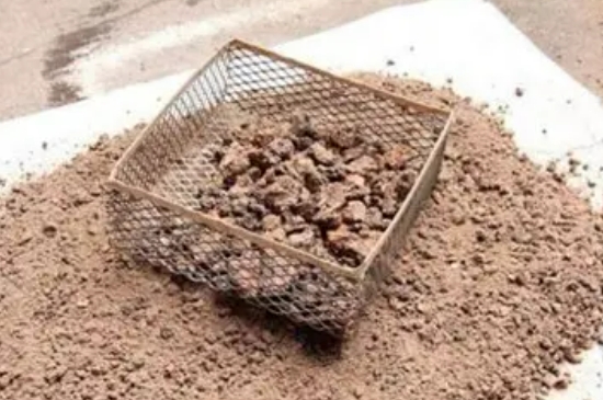 煤渣配土的最佳方法（煤渣养花的正确用法）