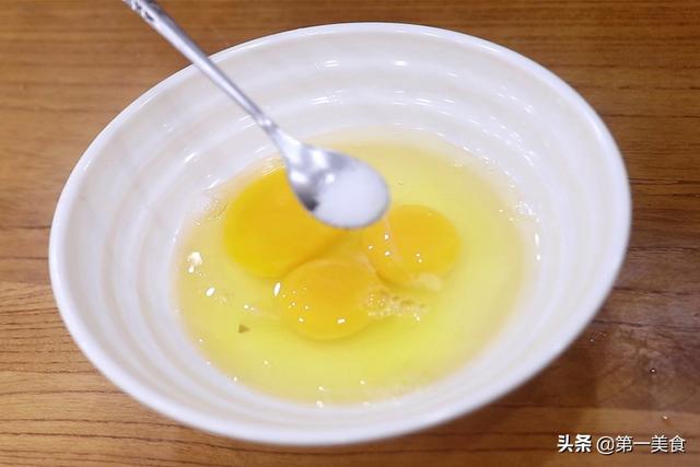 鸡蛋八种神奇吃法（鸡蛋与什么菜炒的好吃）