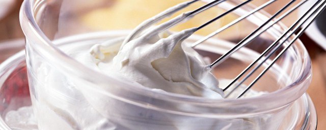 用淡奶油可以做哪些美食（提拉米苏、奶茶、蛋糕）