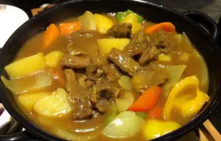 咖喱牛肉土豆的做法家庭版 可以说是冬天里的最佳暖胃菜