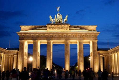 德国的首都是那个城市（德国最大的城市柏林）