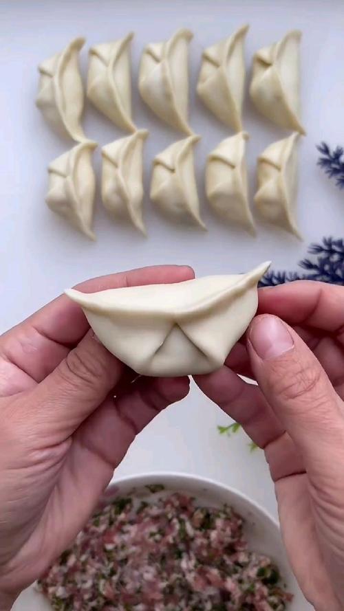 包饺子步骤简单方法教程(包饺子简单的步骤)