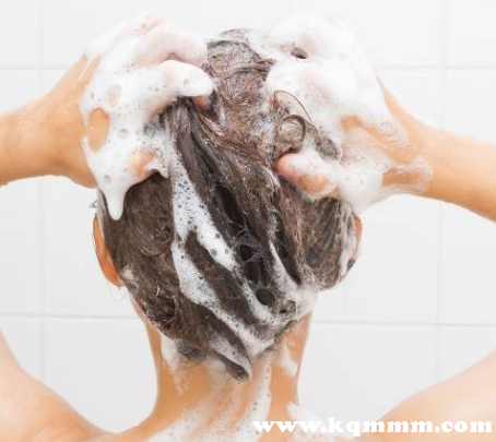 洗发水中的月桂醇聚醚硫酸酯钠会导致脱发吗（可以清洁头皮，让头皮更干净）
